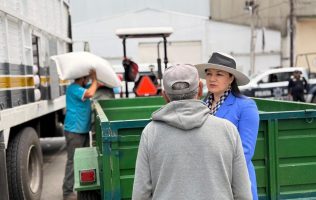 Entrega Amecameca 15.8 toneladas de semilla de avena a productores