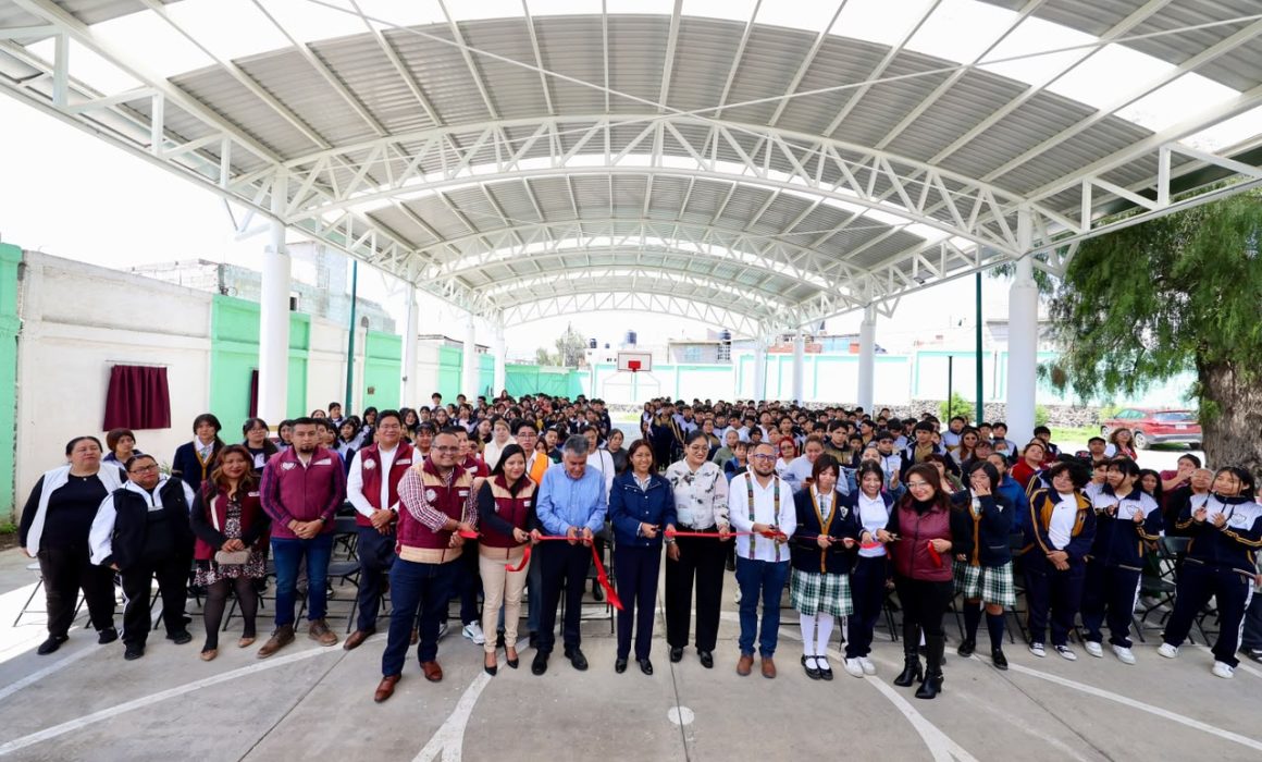 Entrega Chimalhuacán obras educativas para mil 885 alumnos
