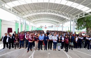 Entrega Chimalhuacán obras educativas para mil 885 alumnos
