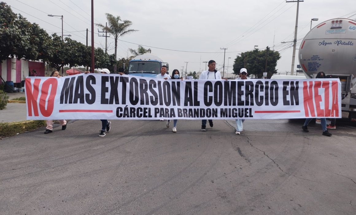Exigen comerciantes cárcel para líder de extorsionadores en Neza
