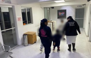 Explotaban a sus hijos para pagar el hotel en Ecatepec