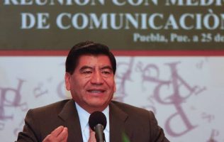 Frenan salida de Mario Marín, seguirá en el Altiplano
