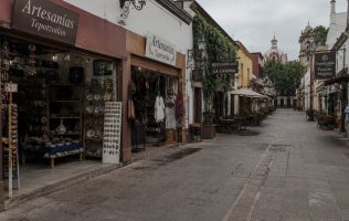 Hunde abandono vial y omosión oficial al turismo
