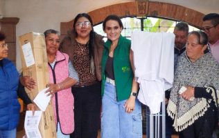 Impulsa Tianguistenco a artesanos textiles de Gualupita