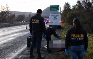 Investiga FGJEM hallazgo de una mujer muerta en la México-Pirámides
