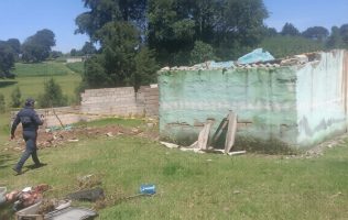 Investiga Fiscalía hallazgo de una niña sin vida en Almoloya de Juárez