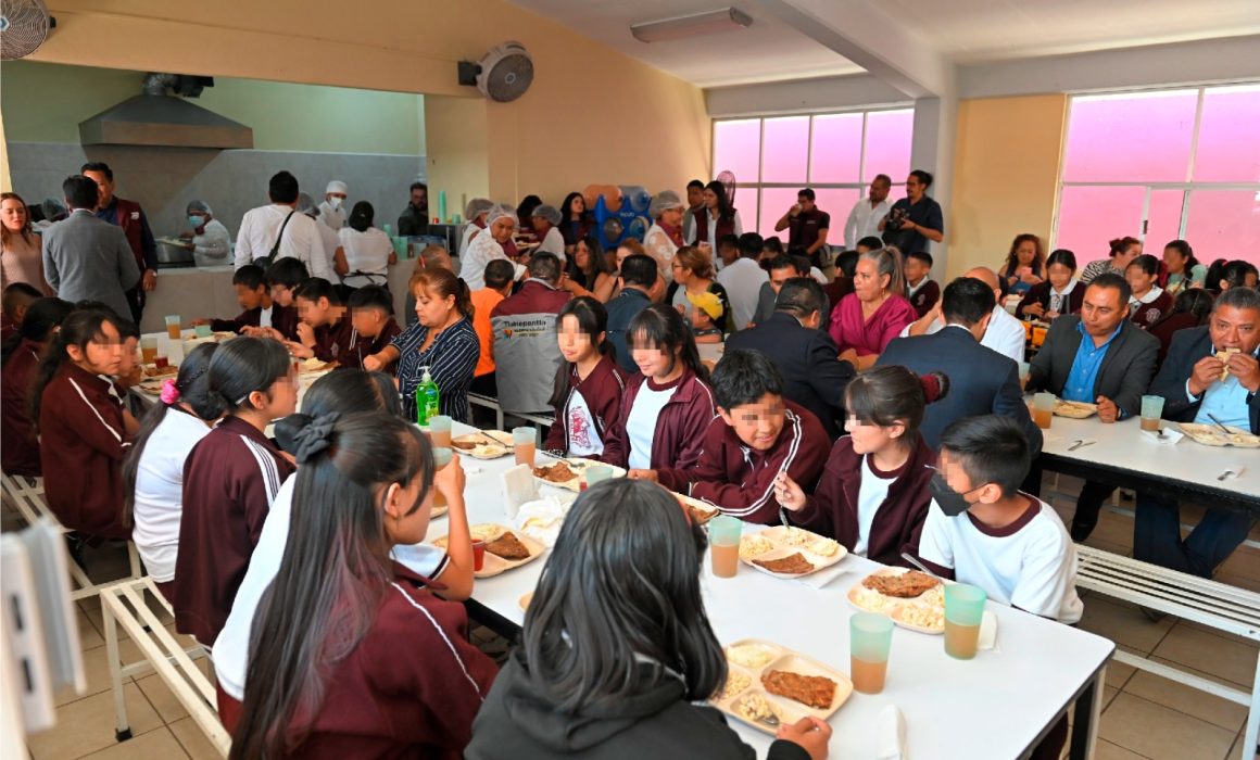 Invierte Tlalnepantla 52 mdp para fortalecer el sector educativo