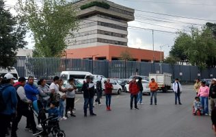 Levantan plantón en Fiscalía de Toluca; amagan con movilizaciones