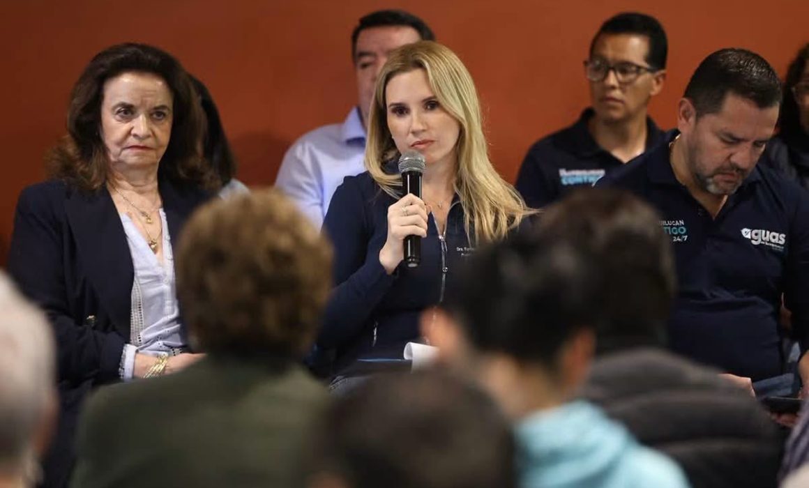 Lidera Romina Contreras ranking metropolitano con 67.7% de aprobación