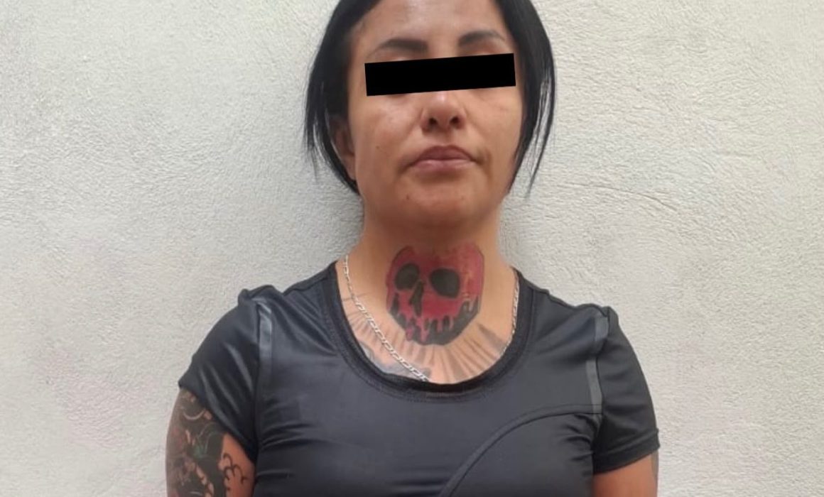 Llevaba a un menor mientras extorsionaba en Ecatepec