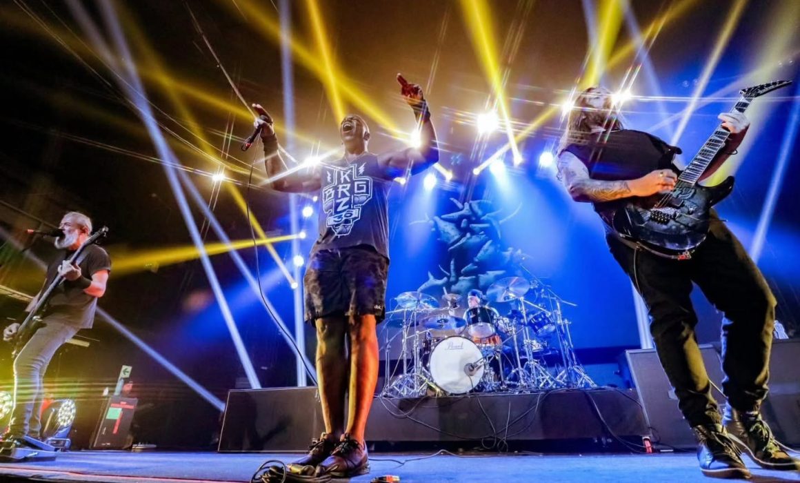 Prepara Sepultura un adiós inolvidable