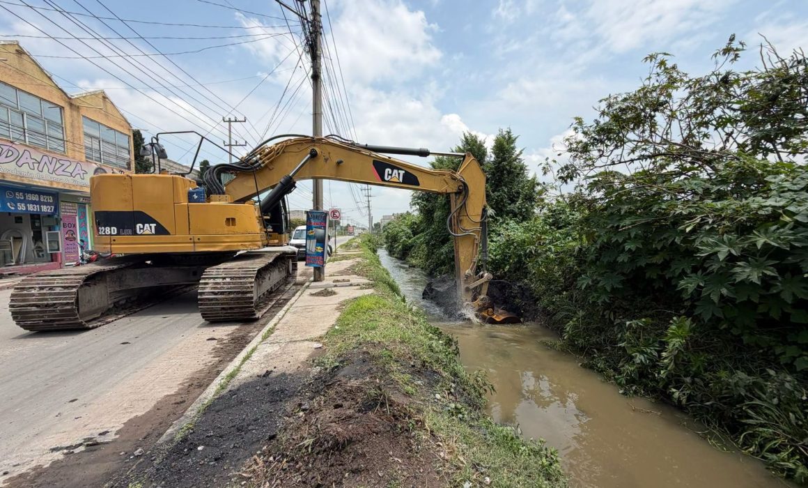 Previene Tecámac problemas con limpieza en infraestructura hidráulica