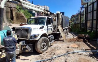 Previenen inundaciones con desazolve en punto crítico de Huixquilucan