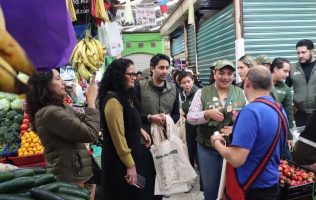 Promueve Luis Miranda uso de bolsas reutilizables en mercados de Toluca