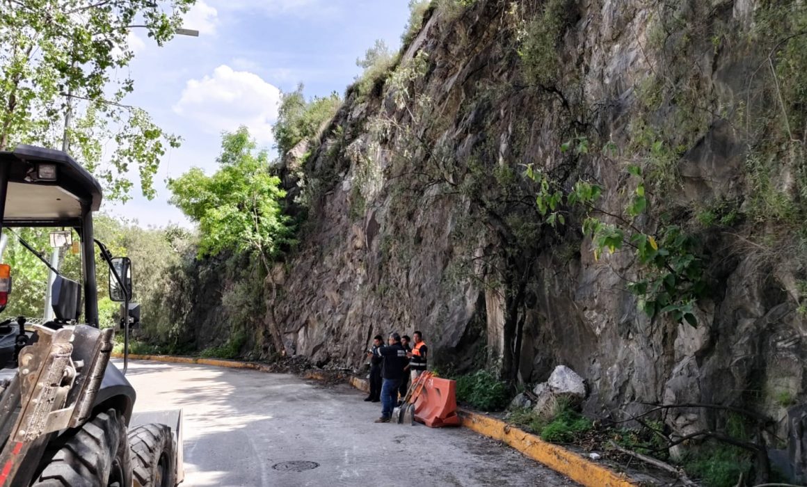 Reabren circulación en Boulevard Bellavista tras deslave en Atizapán