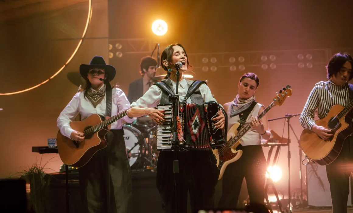 Regresa Julieta Venegas al Edomex como estrella del Festival Amigo 2026