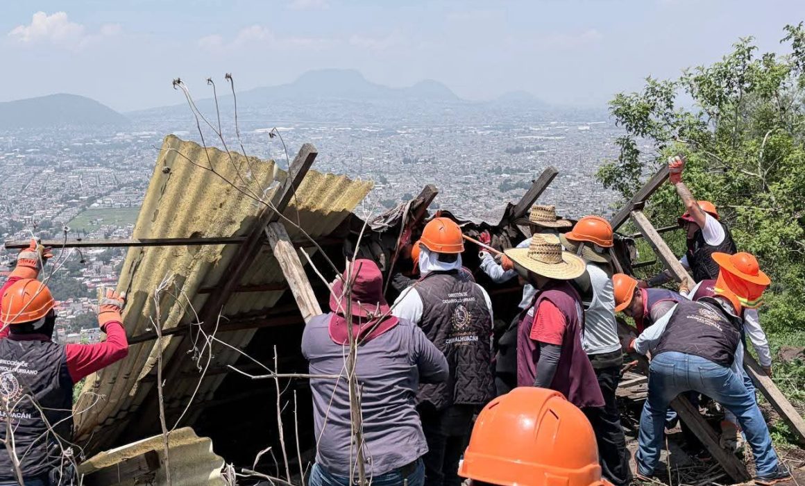 Retira Chimalhuacán asentamiento irregular en zona ecológica protegida