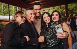 Reúne Jorge Álvarez Máynez a la cúpula naranja en festejo en Edomex