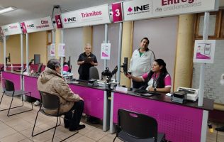 Siguen 200 mil mexiquenses sin credencial para votar