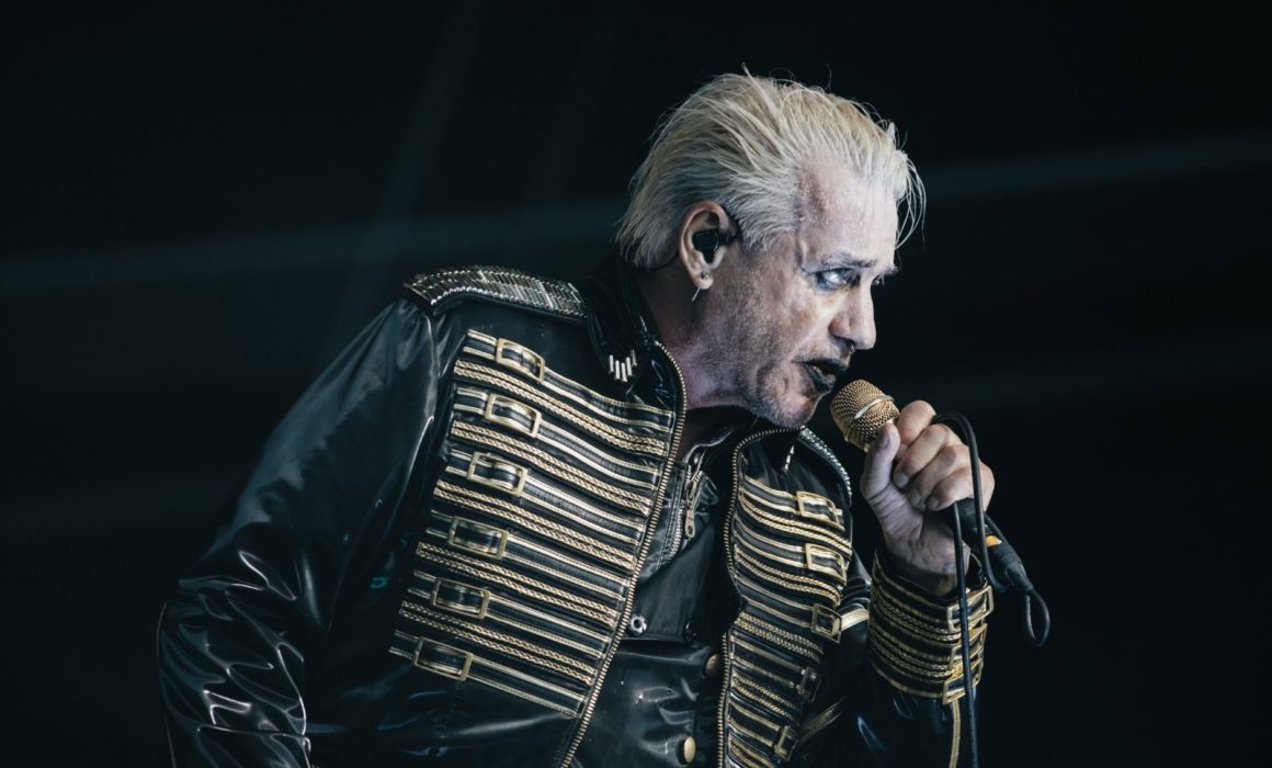 Toma Till Lindemann, vocalista de Rammstein, calles de Tlalnepantla