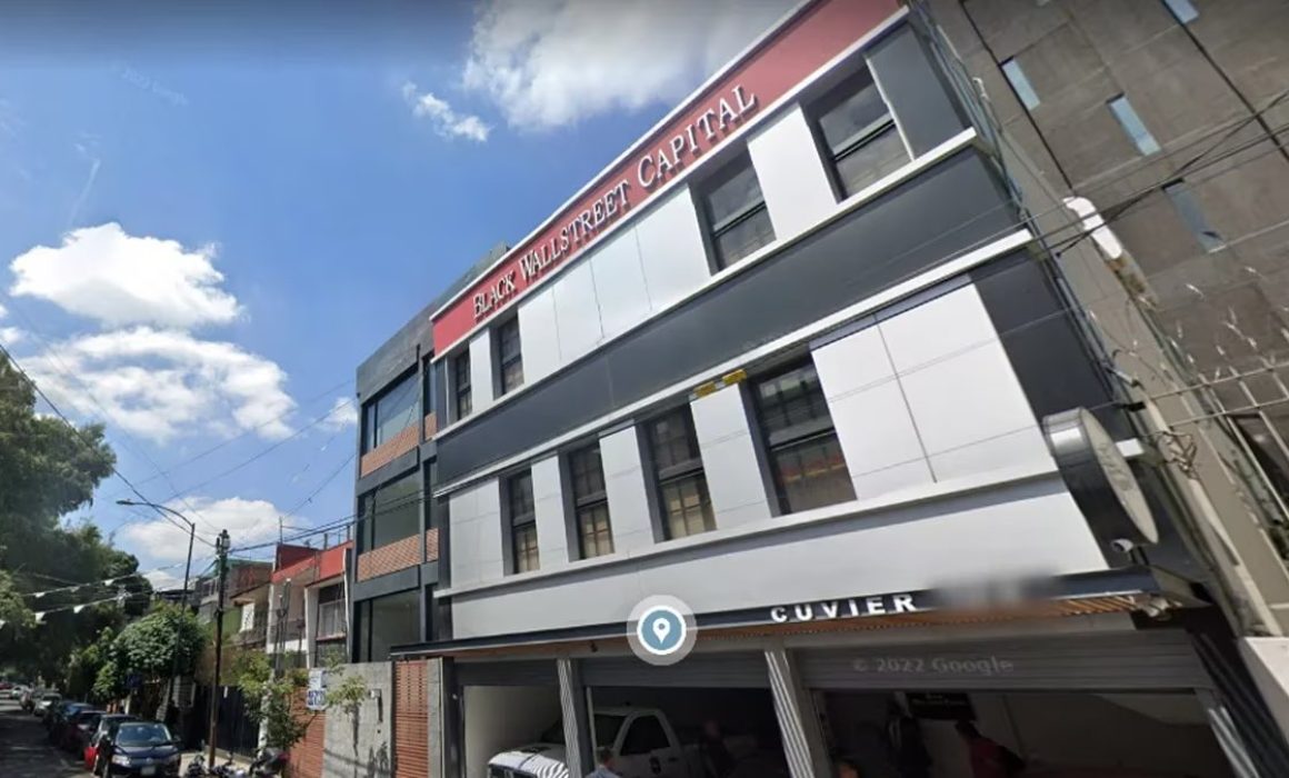 Vuelve al Altiplano dueño de Black WallStreet; pierde prisión en casa