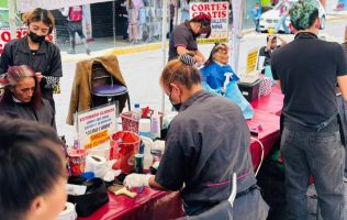 Acerca Gerardo Ulloa servicios de salud a vecinos de Neza