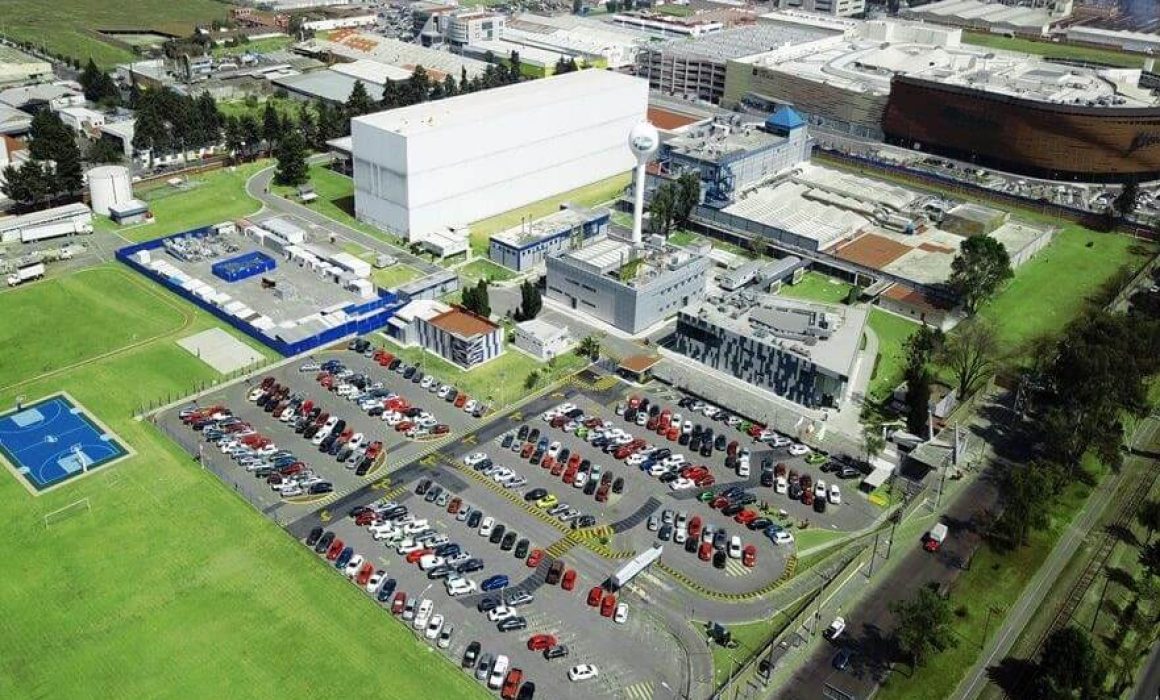 Acuerda Pfizer expansión en Edomex; producirá vacunas en Toluca