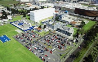 Acuerda Pfizer expansión en Edomex; producirá vacunas en Toluca