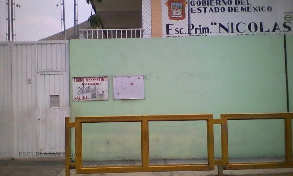 Acusan a director de usar fondos escolares para un jacuzzi en Naucalpan
