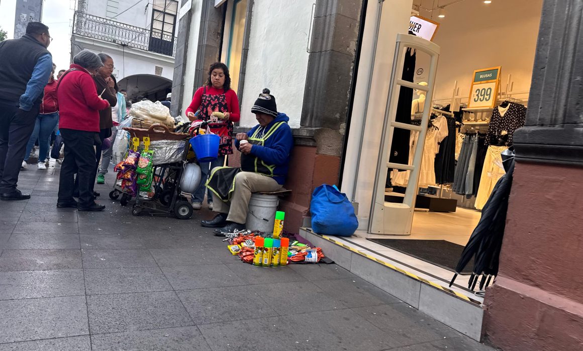 Ambulantaje toma calles del Centro de Toluca por falta de control local