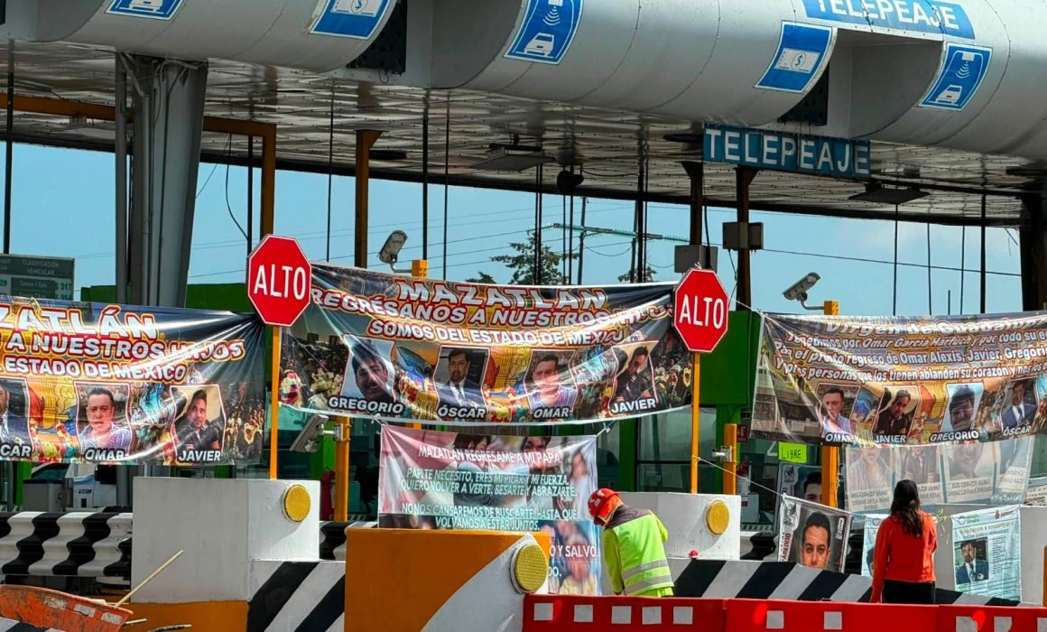 Amenazan a manifestantes en caseta El Dorado a cuatro días de protesta