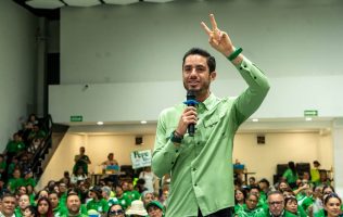 Apuesta Pepe Couttolenc por la juventud para rescatar al Edomex