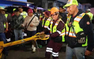 Arranca Ecatepec programa nocturno para reparar baches