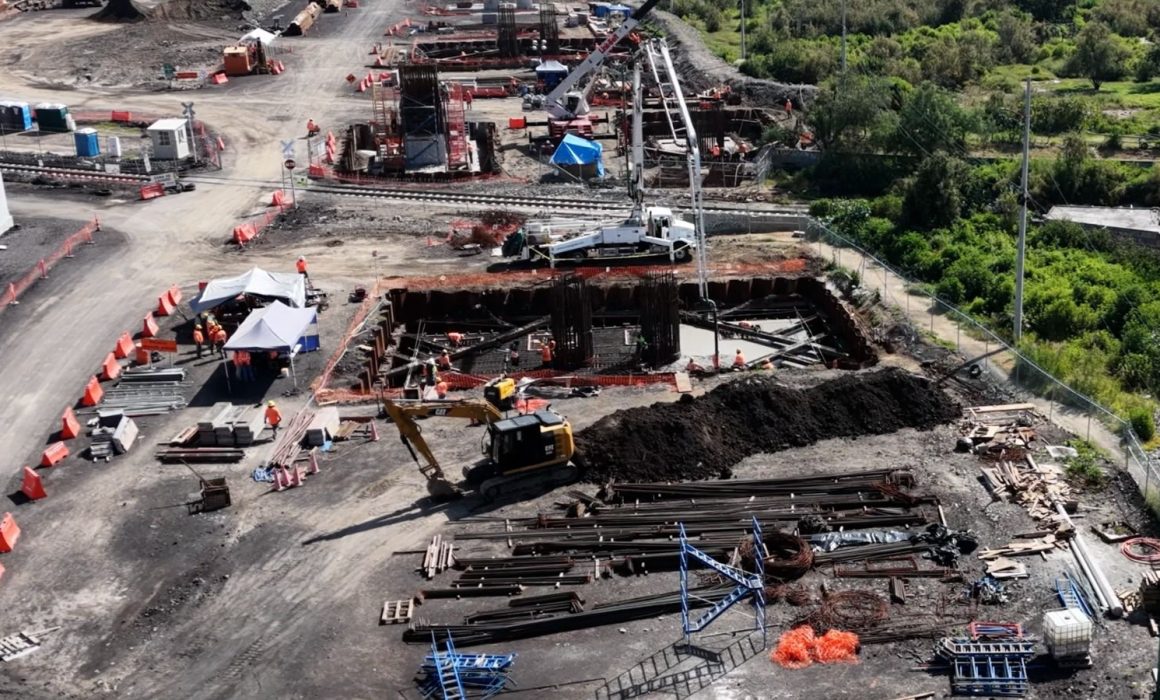 Avanza construcción de puente Alameda Oriente 2