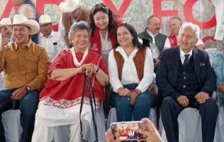 Beatriz Paredes y la postal de un PRI que se resiste a morir
