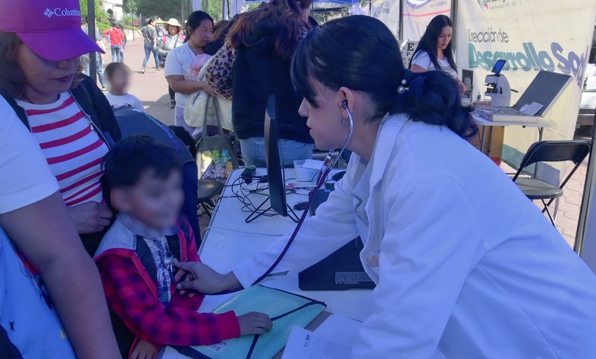Beneficia Atizapán a familias con apoyos rumbo al regreso a clases