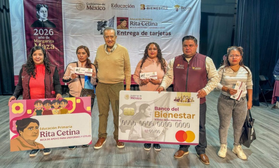Beneficia Naucalpan a más de cinco comunidades con becas de Rita Cetina