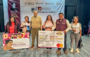 Beneficia Naucalpan a más de cinco comunidades con becas de Rita Cetina