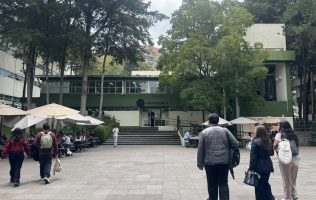 Cede tensión en Economía de la UAEMéx; reanudan clases tras acuerdos
