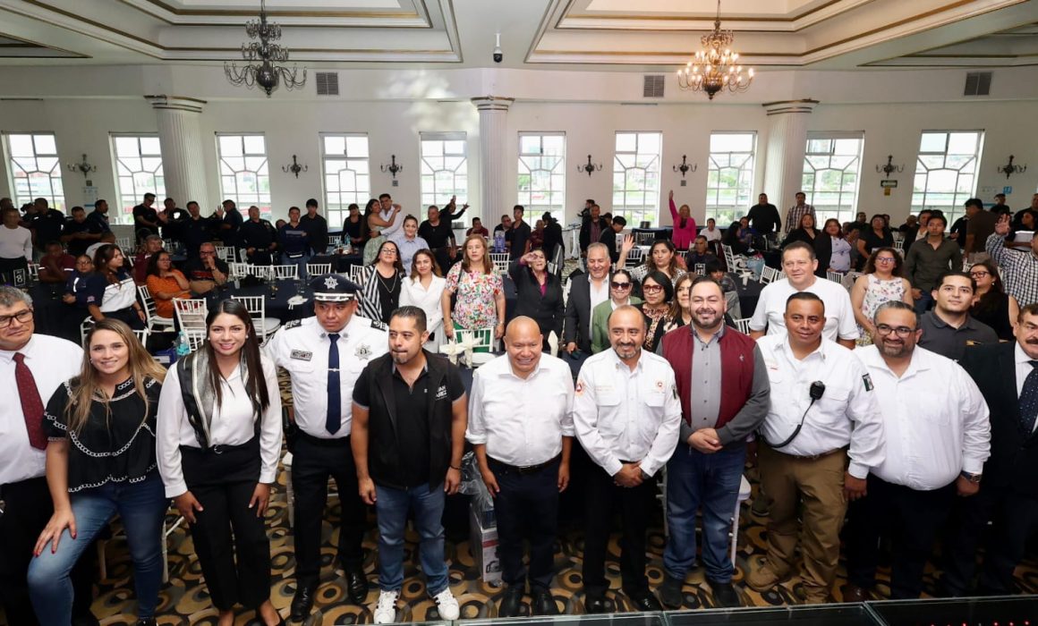 Celebra Tlalnepantla 59 años de su cuerpo de bomberos