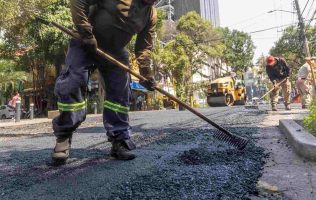 Cierra Huixquilucan Paseo de la Soledad por obras de repavimentación