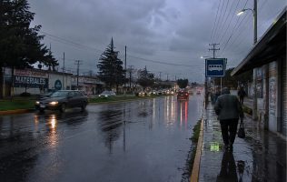 Congela clima a Edomex con niebla, lluvias y tormentas este 18 de agosto