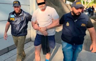 Decreta jueza prisión preventiva a excontralmirante Farías Laguna