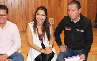 Denuncian a la directora de La Mujer en Toluca por maltrato laboral