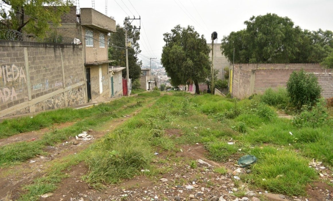 Denuncian abandono y 5 años de solicitudes ignoradas en Ixtapaluca