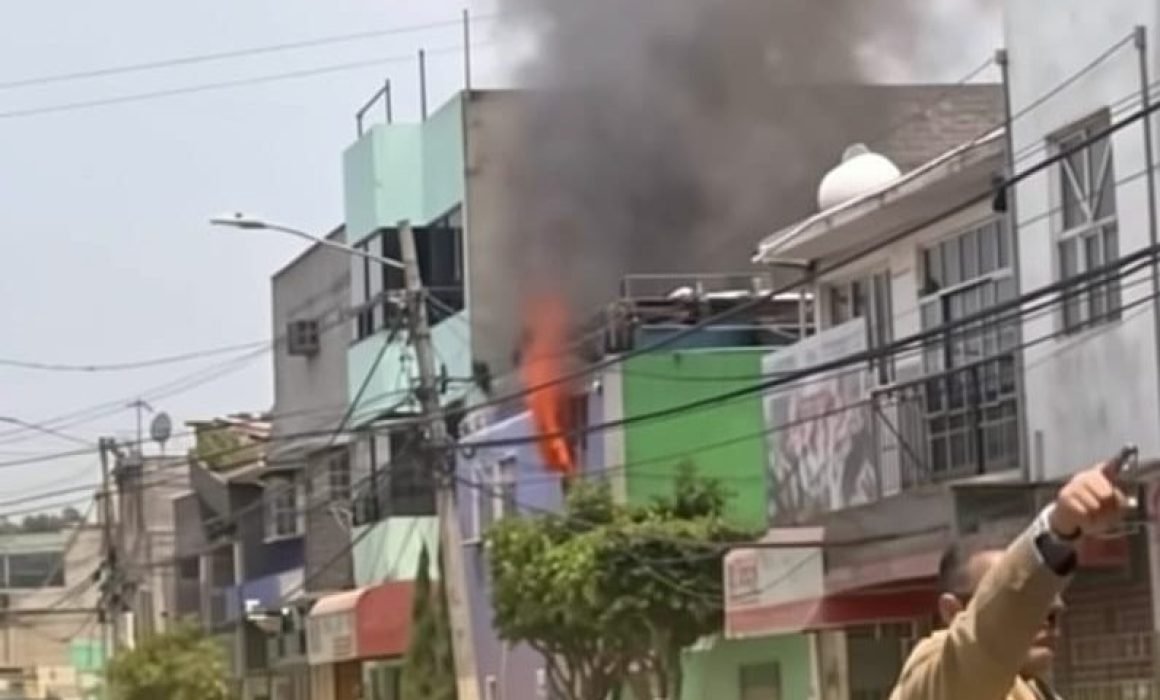Desalojan a internos en anexo tras incendio en Los Reyes La Paz