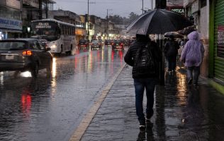 Desata 26 tormentas onda tropical en el Edomex este 13 de agosto