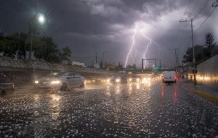 Despide agosto al Edomex con tormentas, granizo y calor extremo