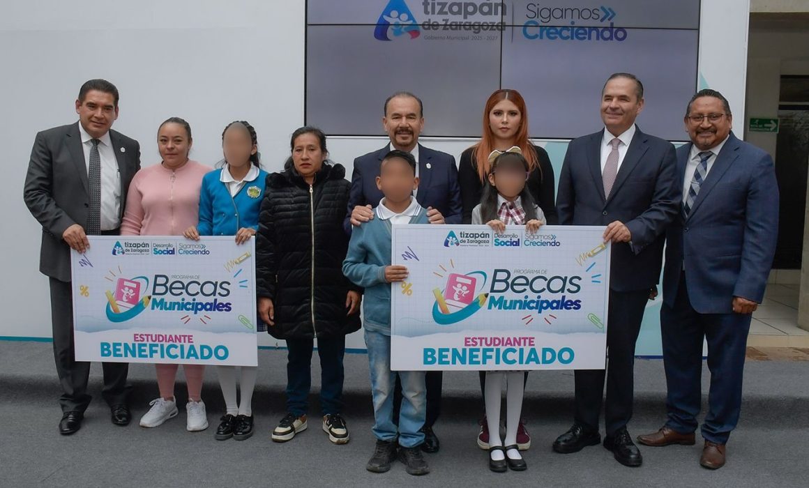 Destina Atizapán 52 mdp en becas para apoyar a más de 17 mil alumnos