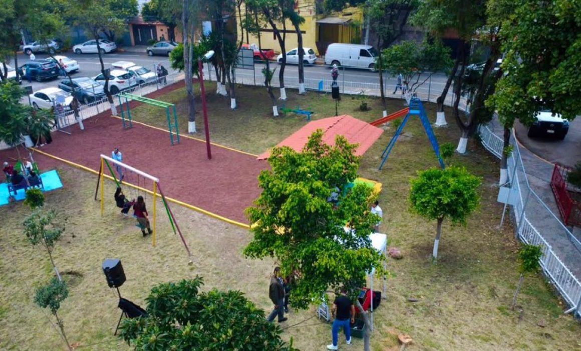 Entrega Tlalnepantla espacio rehabilitado en Viveros de la Loma
